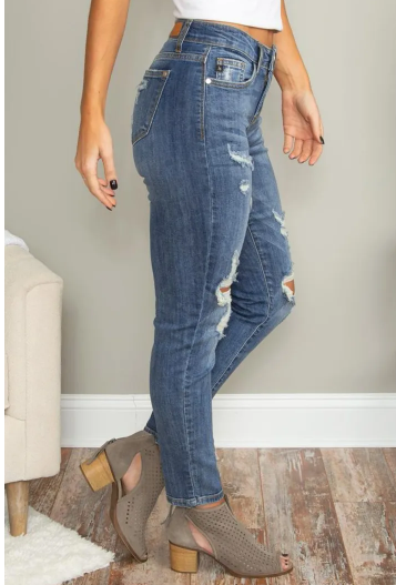 Ripped Vintage Skinny Jeans